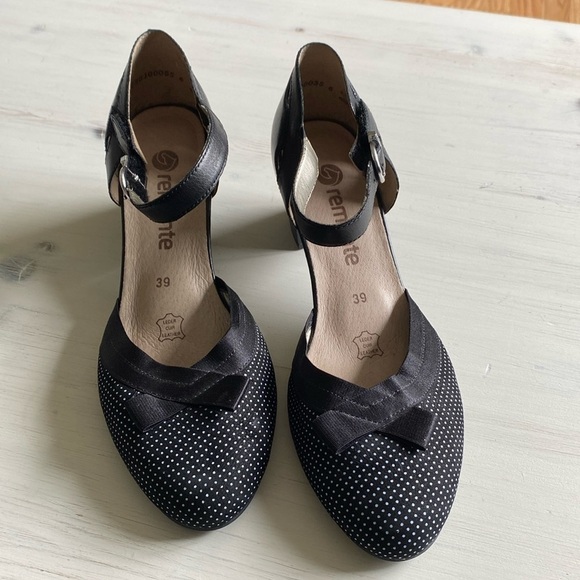Remonte Leather heels Size 39 (US 8.5?) - Picture 1 of 16